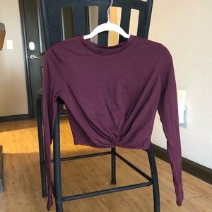 Long-sleeve crop top